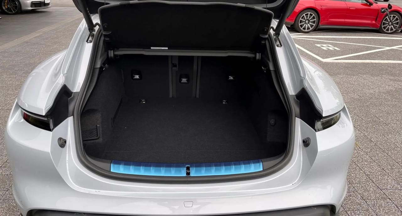 Zdjęcie oferty Porsche Taycan nr. 5