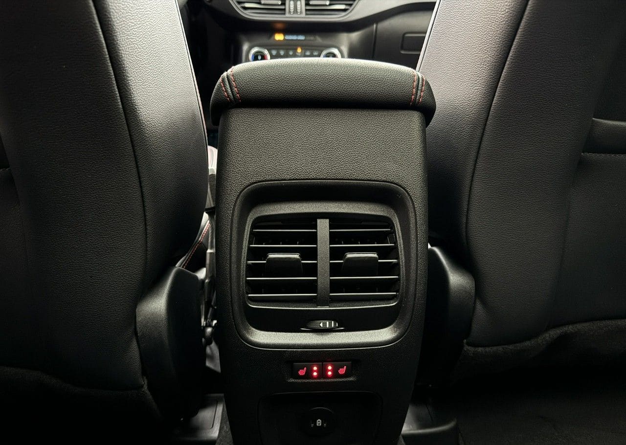 Zdjęcie oferty Ford Kuga nr. 17