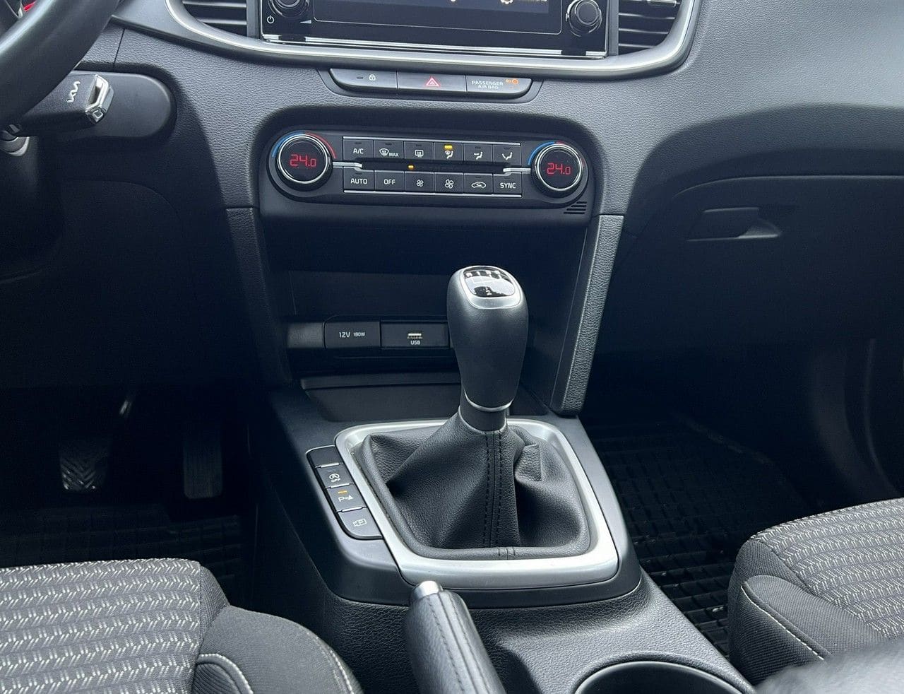 Zdjęcie oferty Kia Ceed nr. 27