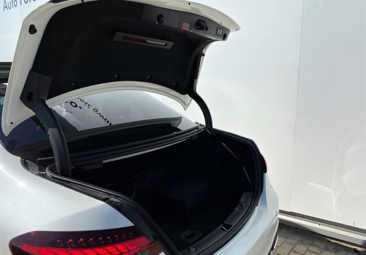 Zdjęcie oferty Mercedes-Benz Klasa E nr. 23