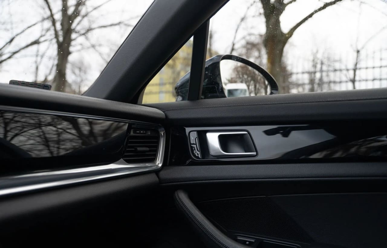 Zdjęcie oferty Porsche Panamera nr. 12