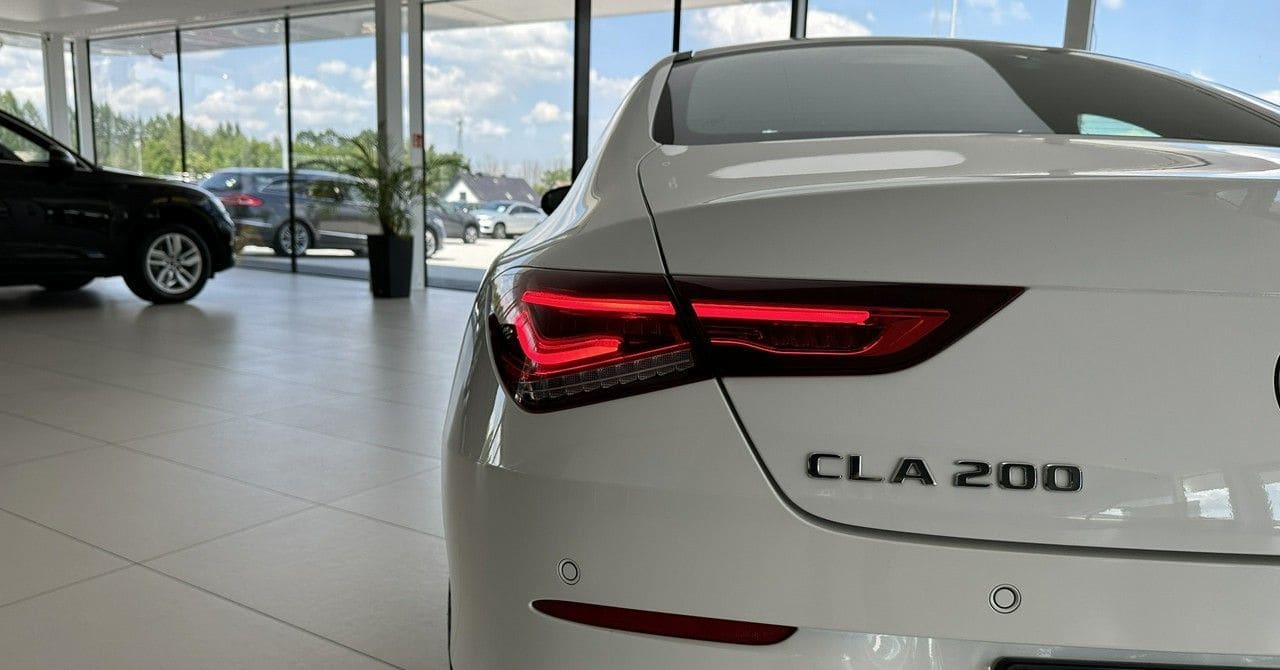 Zdjęcie oferty Mercedes-Benz CLA nr. 32