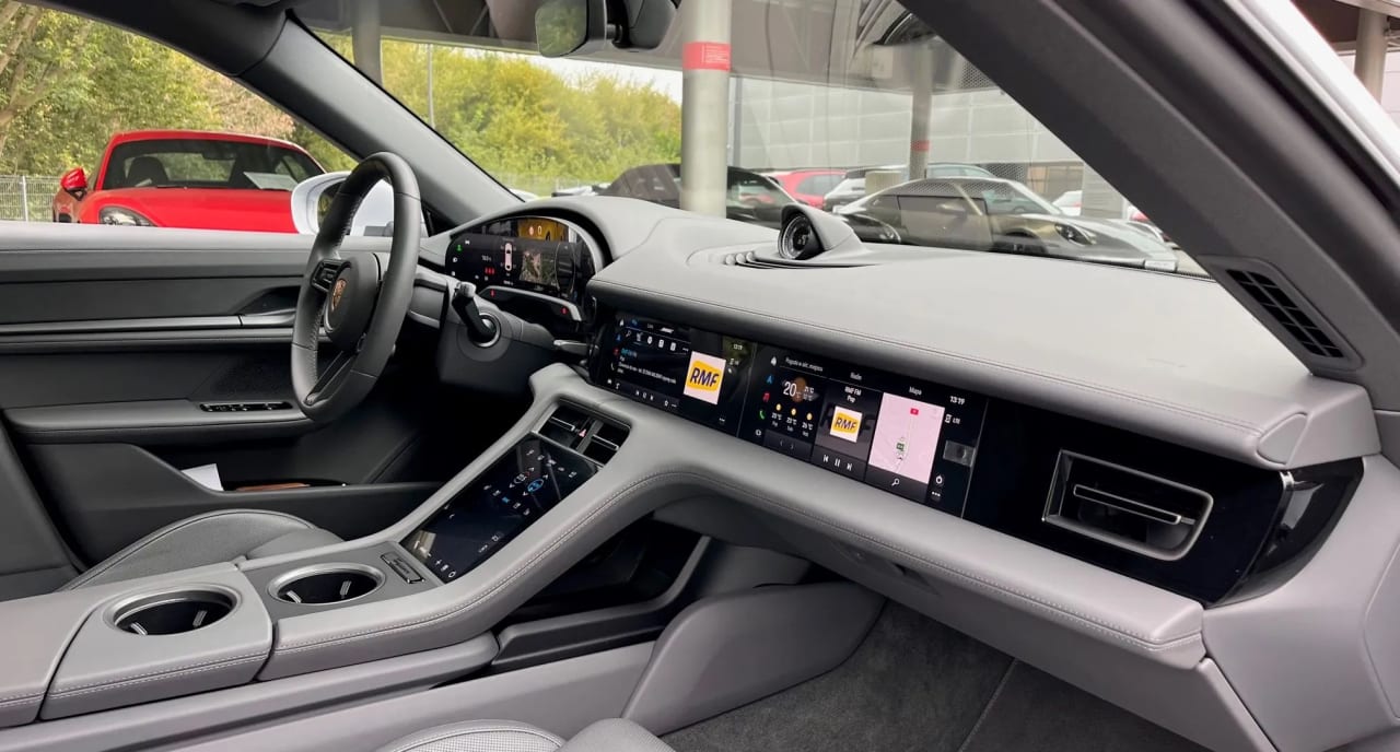 Zdjęcie oferty Porsche Taycan nr. 8