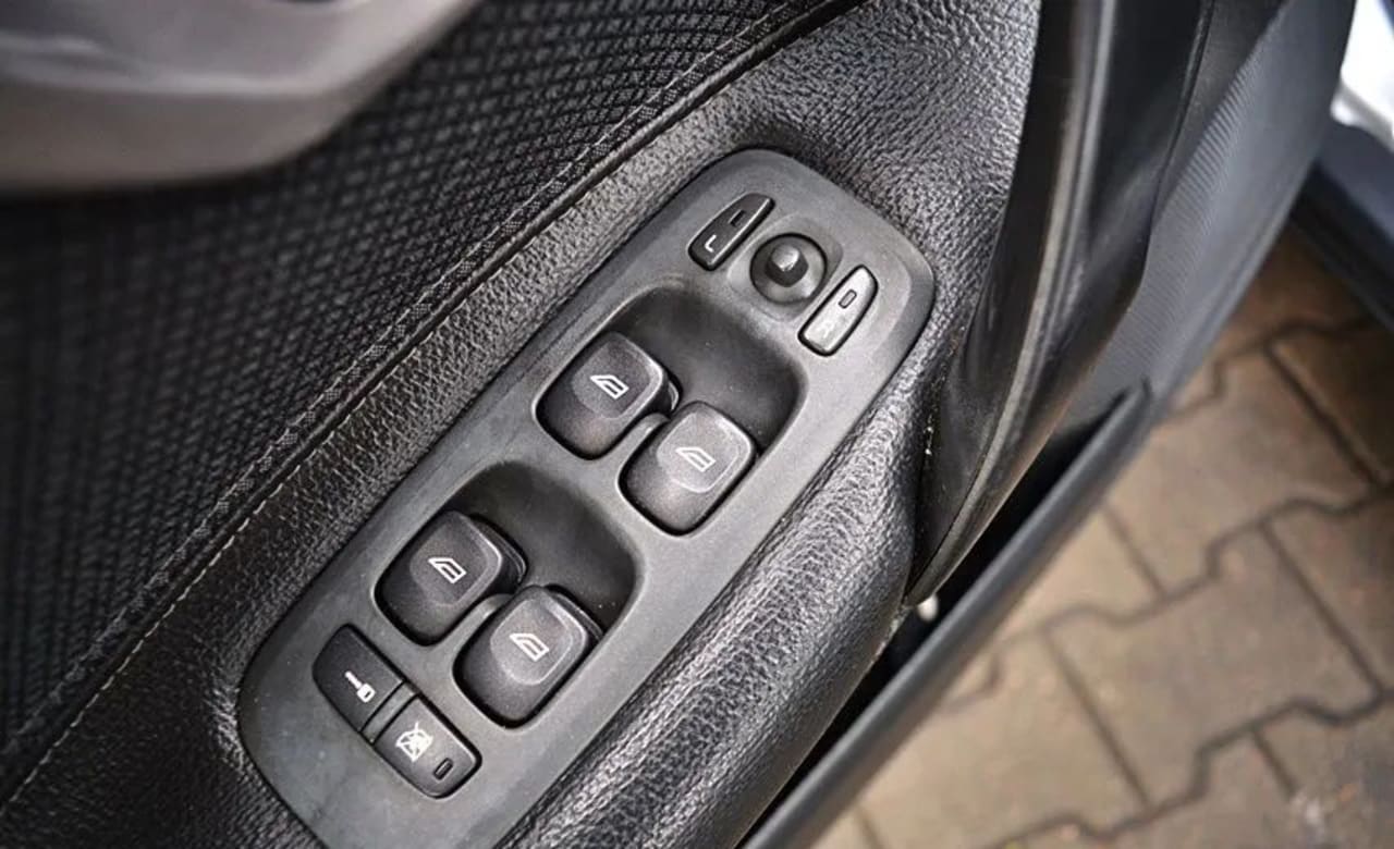 Zdjęcie oferty Volvo S60 nr. 17