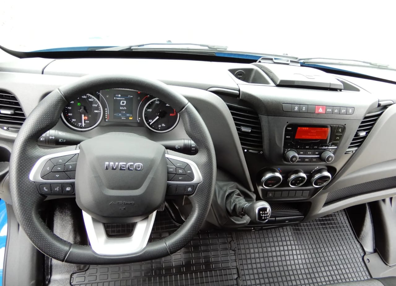 Zdjęcie oferty Iveco DAILY 35S18 Furgon Blaszak Long MAXI XXL 4.70 Dł. Cm H3-2150 mm WZMACNIANY GWARANCJA PRODUCENTA FABRYCZNIE NOWY DOSTEPNY nr. 36
