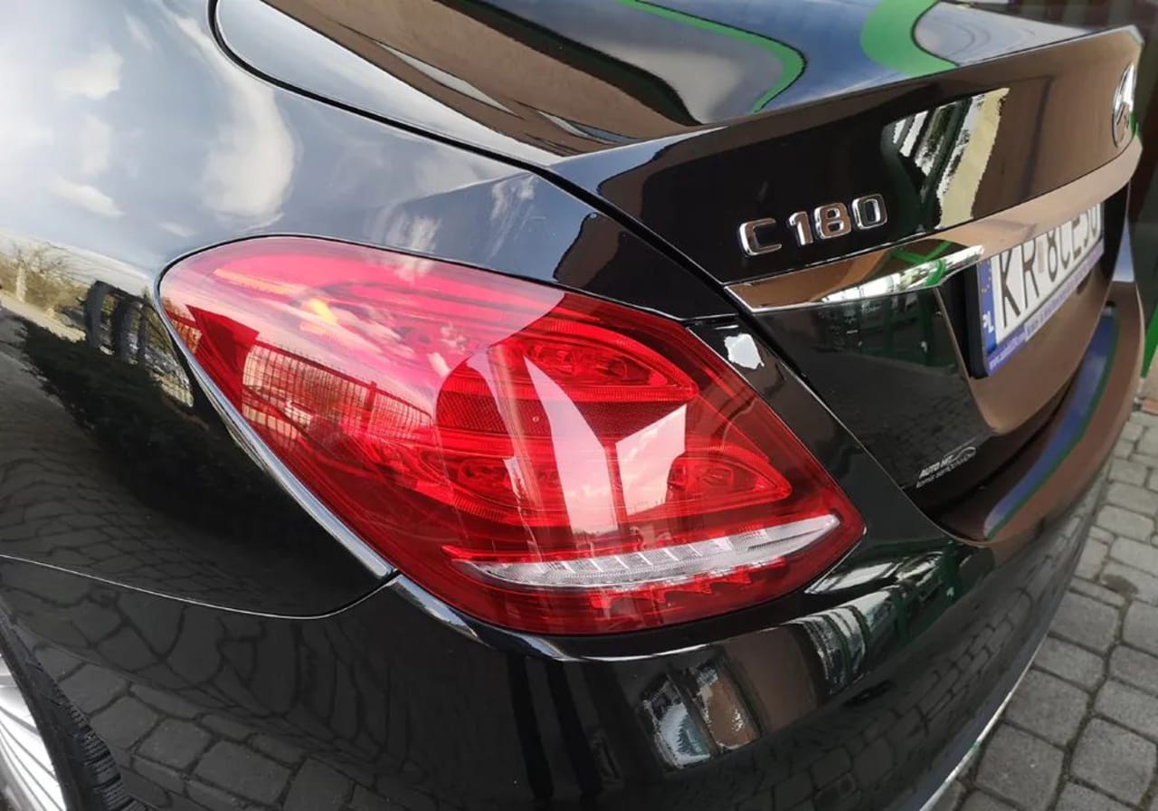 Zdjęcie oferty Mercedes-Benz Klasa C nr. 10