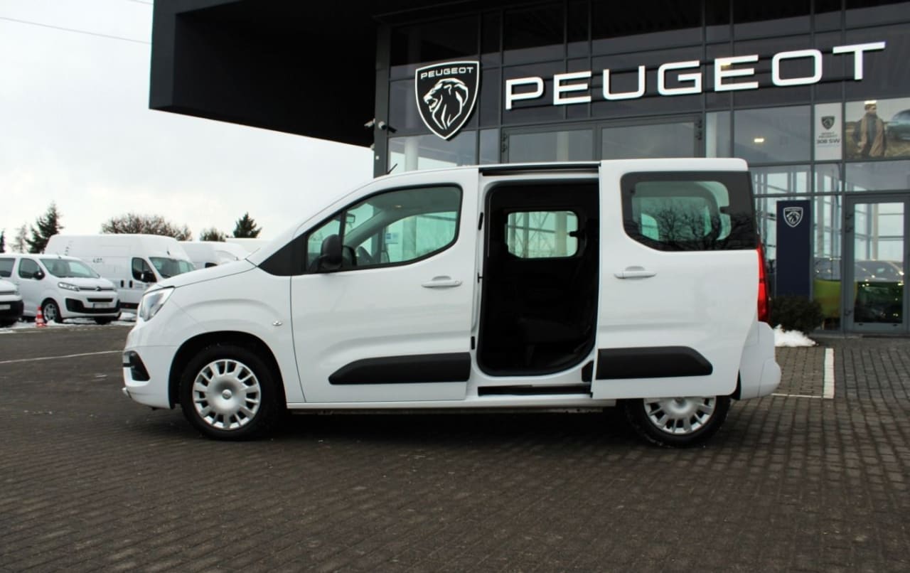 Zdjęcie oferty Opel Combo nr. 10