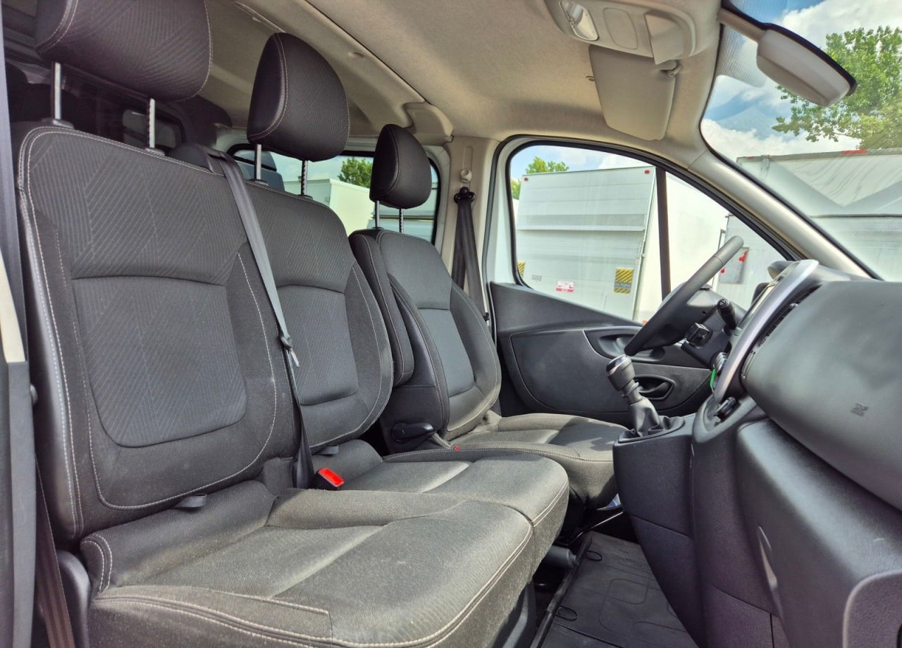 Zdjęcie oferty Renault Trafic L2H1 *109999zł NETTO* Brygadówka 6 osób 2,0dCi/120KM nr. 26
