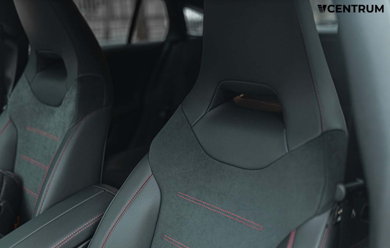Zdjęcie oferty Mercedes-Benz CLA nr. 10