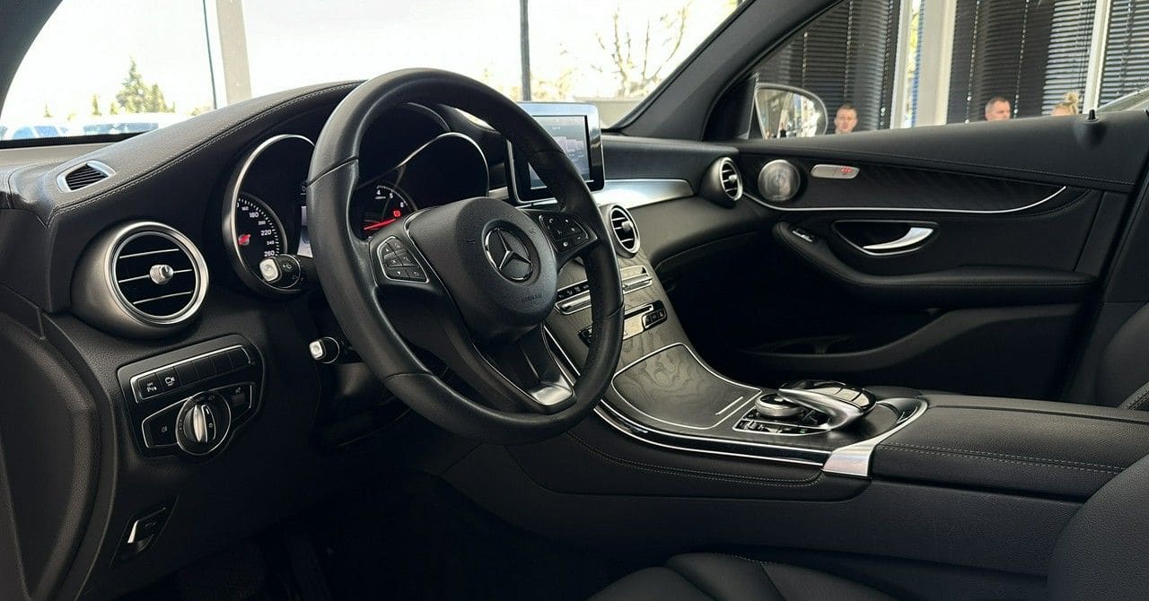 Zdjęcie oferty Mercedes-Benz GLC nr. 8