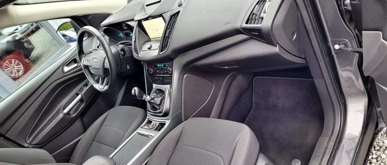 Zdjęcie oferty Ford Kuga nr. 27