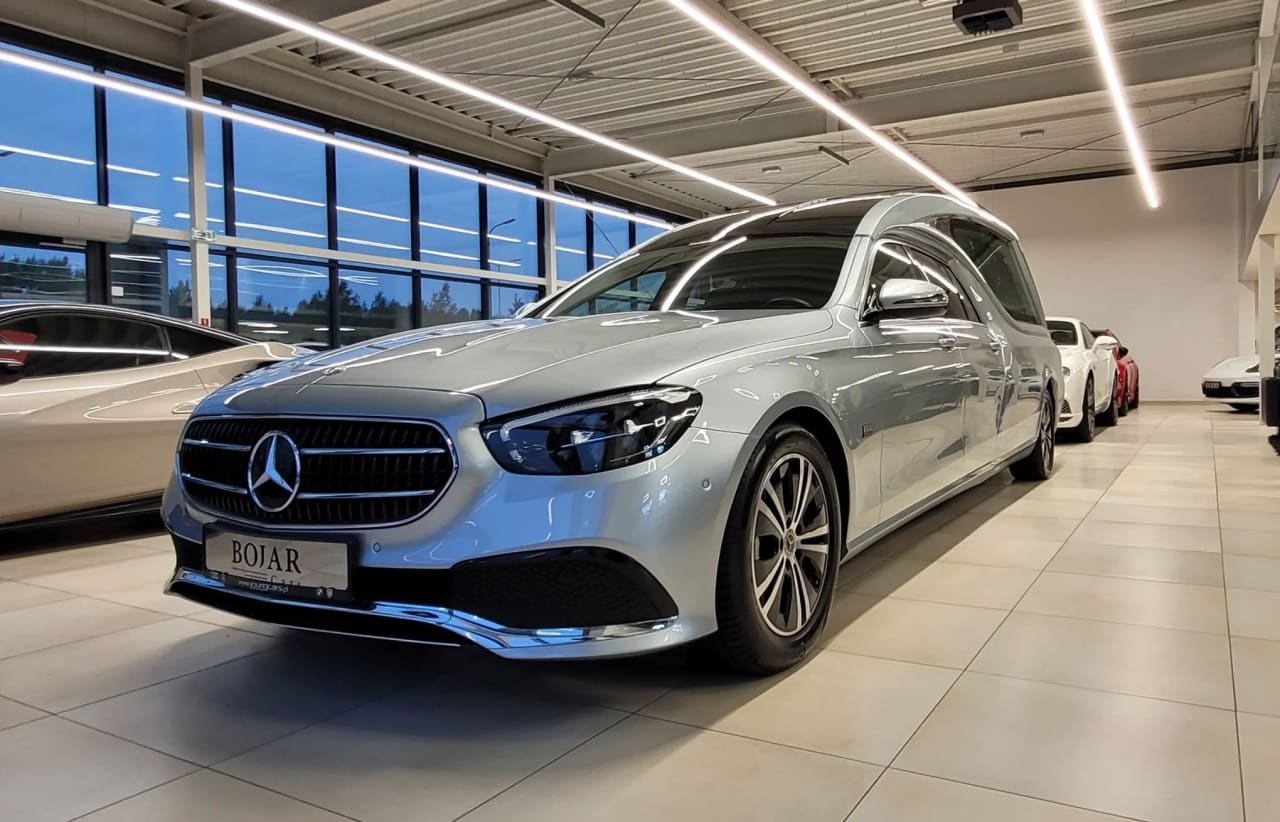 Zdjęcie oferty Mercedes-Benz Klasa E nr. 2
