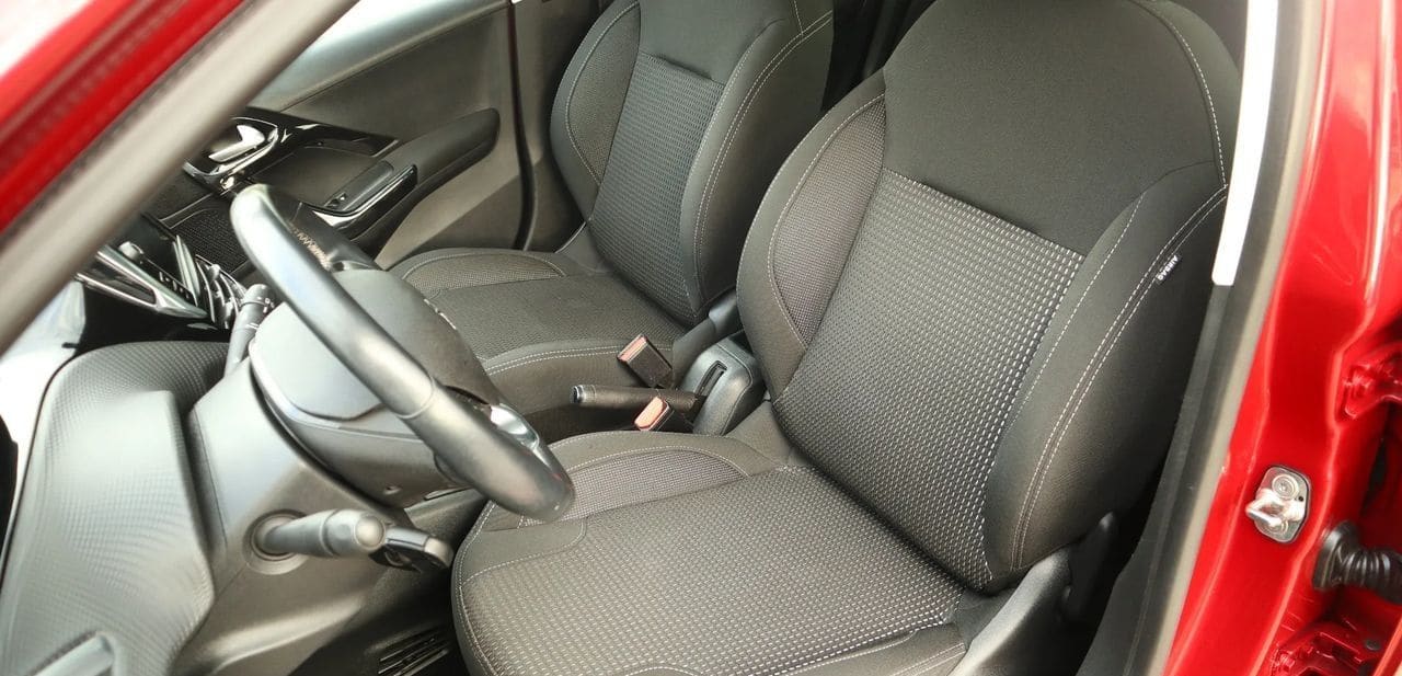 Zdjęcie oferty Peugeot 208 nr. 18
