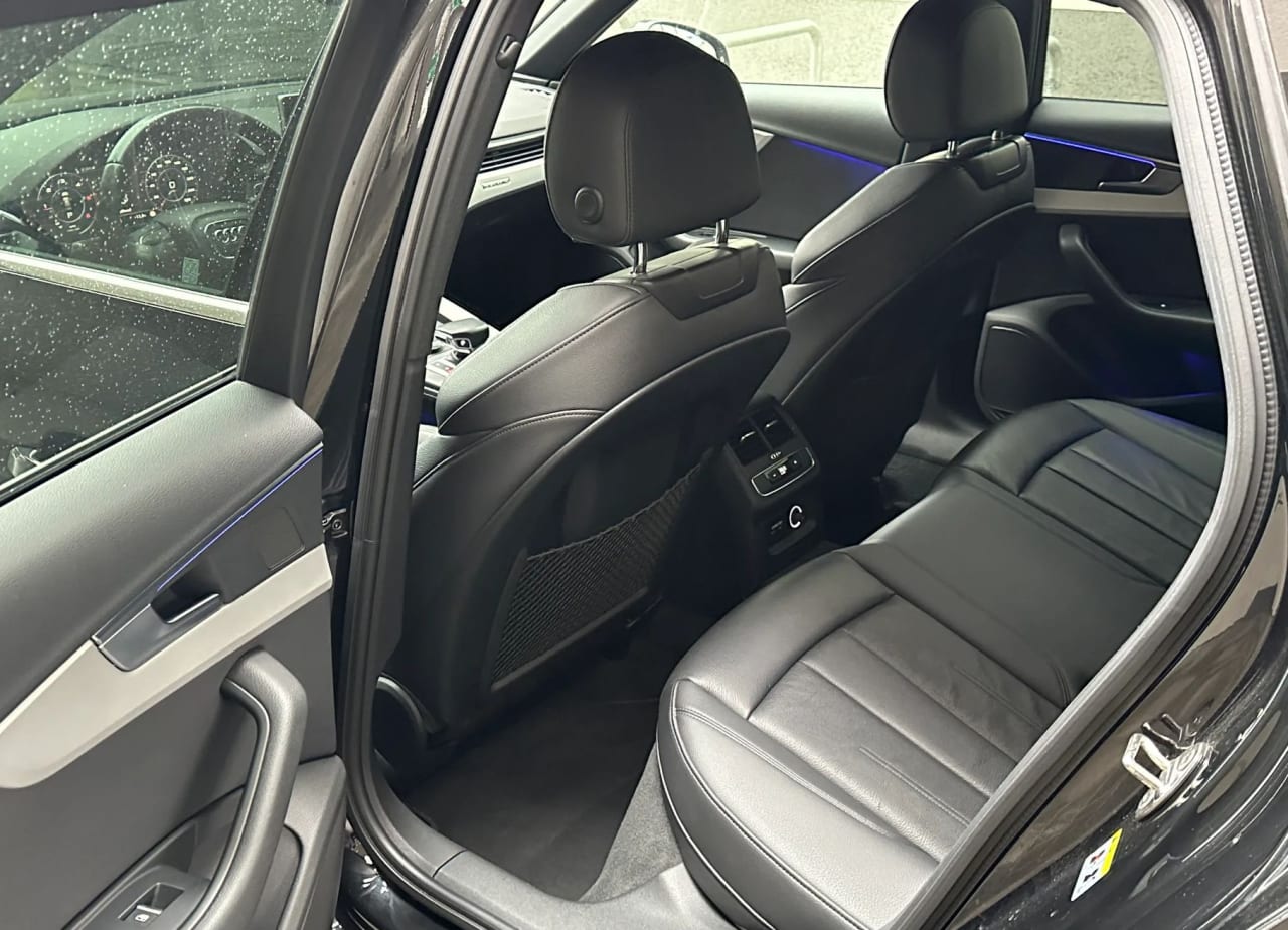 Zdjęcie oferty Audi A4 nr. 11