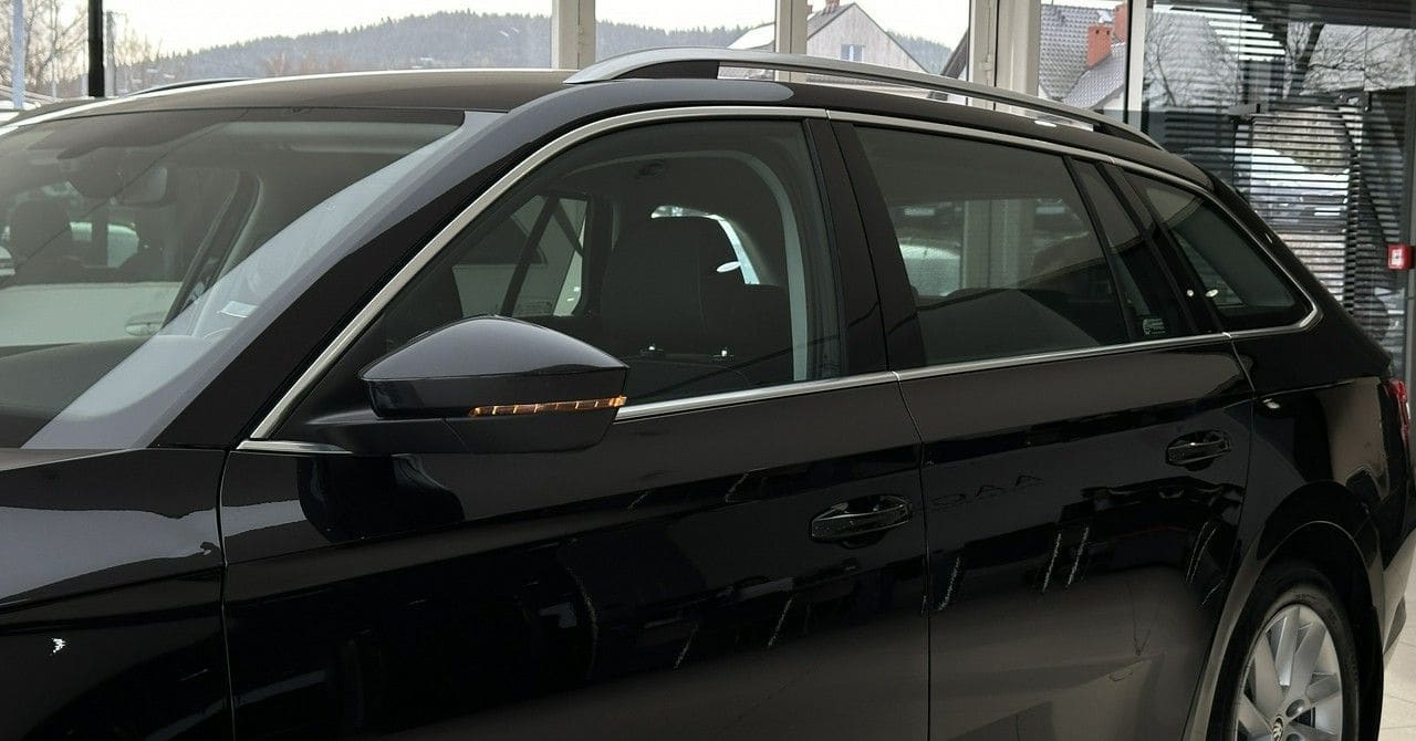 Zdjęcie oferty Skoda Superb nr. 34