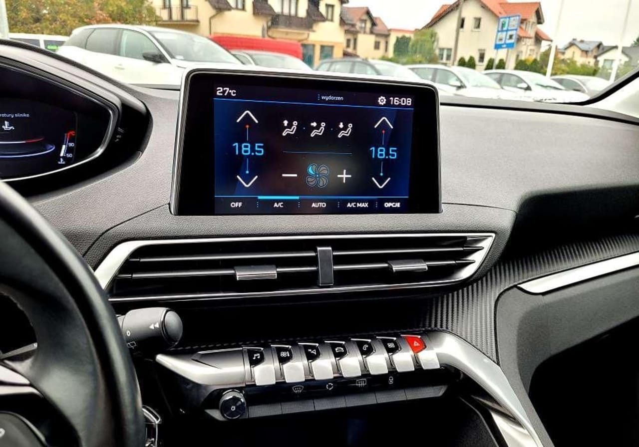 Zdjęcie oferty Peugeot 3008 nr. 17