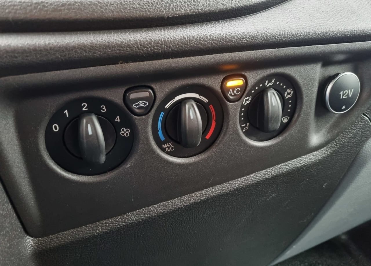 Zdjęcie oferty Ford Transit *99900zl NETTO* Kontener 8 ePAL 2,0 TdCI/170KM nr. 20
