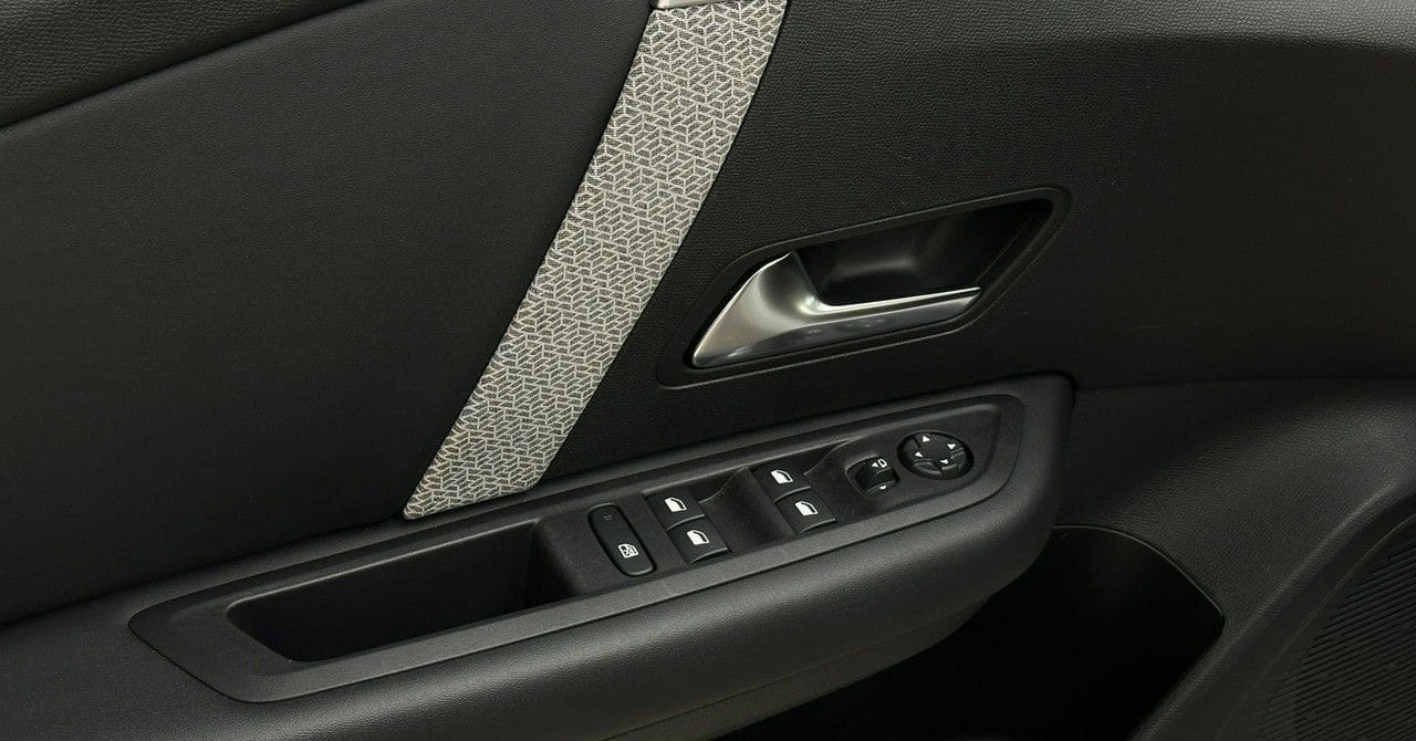 Zdjęcie oferty Citroen C4 nr. 20