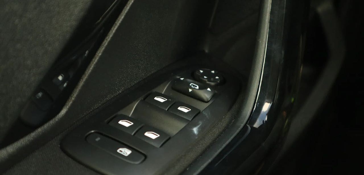 Zdjęcie oferty Peugeot 208 nr. 26
