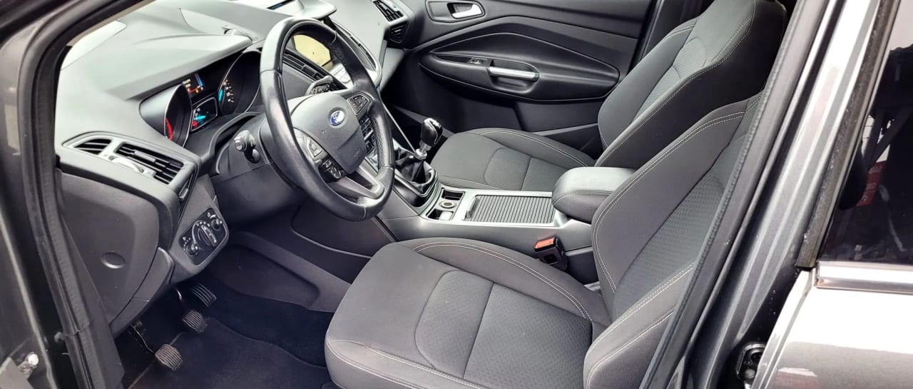 Zdjęcie oferty Ford Kuga nr. 4