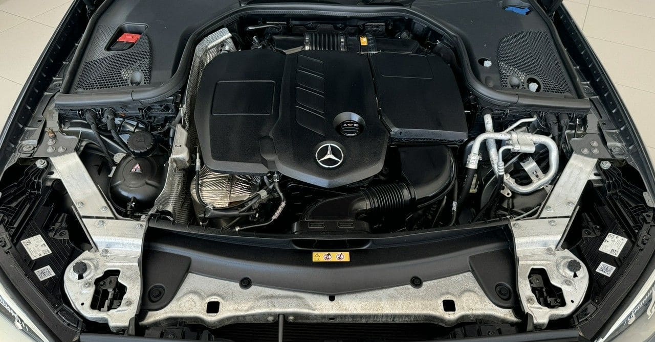 Zdjęcie oferty Mercedes-Benz Klasa E nr. 19