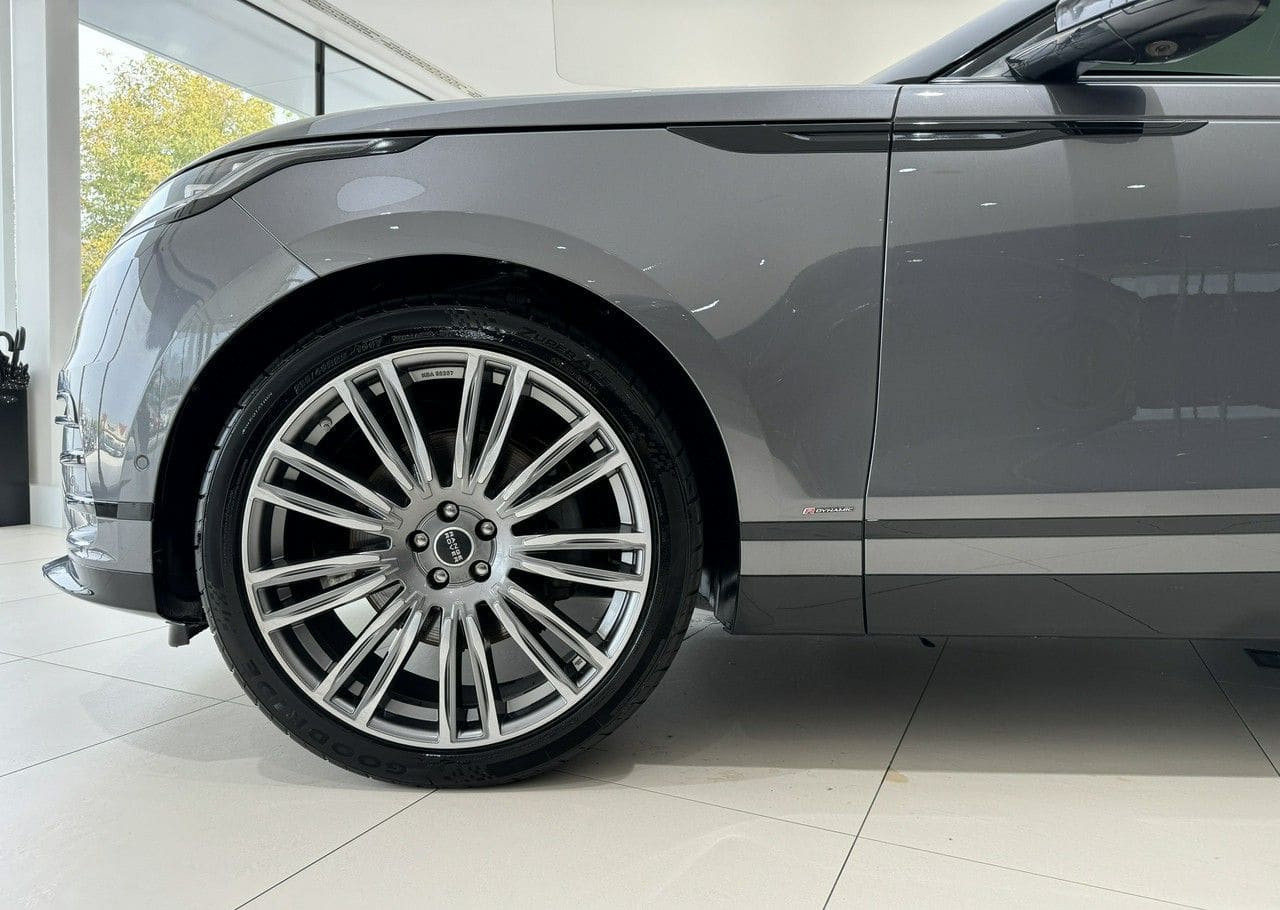Zdjęcie oferty Land Rover Range Rover Velar nr. 20