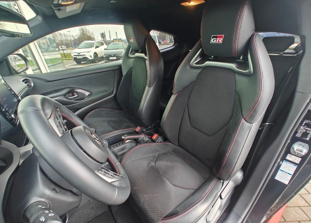 Zdjęcie oferty Toyota Yaris nr. 7