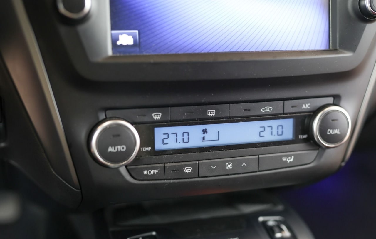 Zdjęcie oferty Toyota Avensis nr. 16
