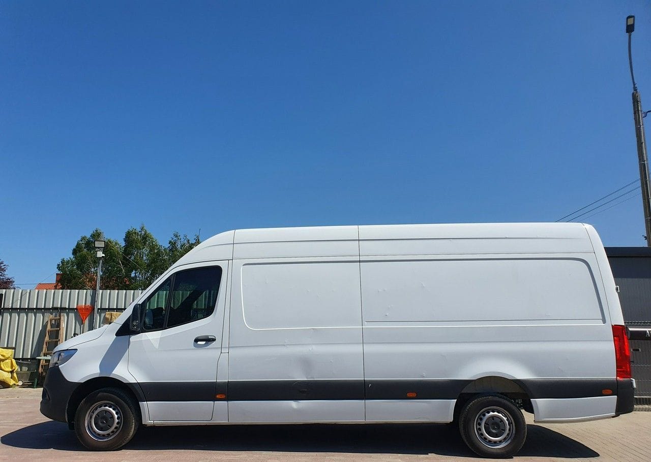Zdjęcie oferty Mercedes-Benz Sprinter nr. 7