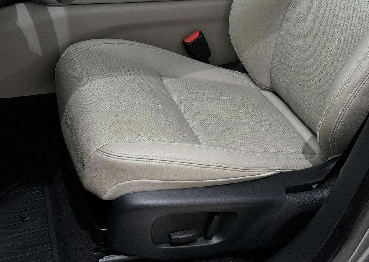 Zdjęcie oferty Land Rover Range Rover Velar nr. 12