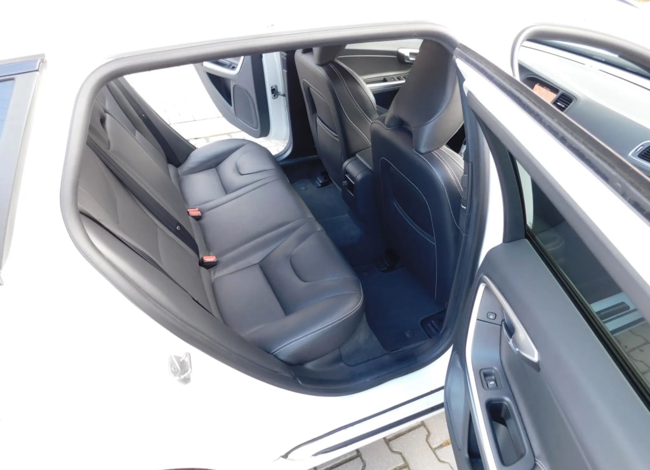 Zdjęcie oferty Volvo V60 nr. 11