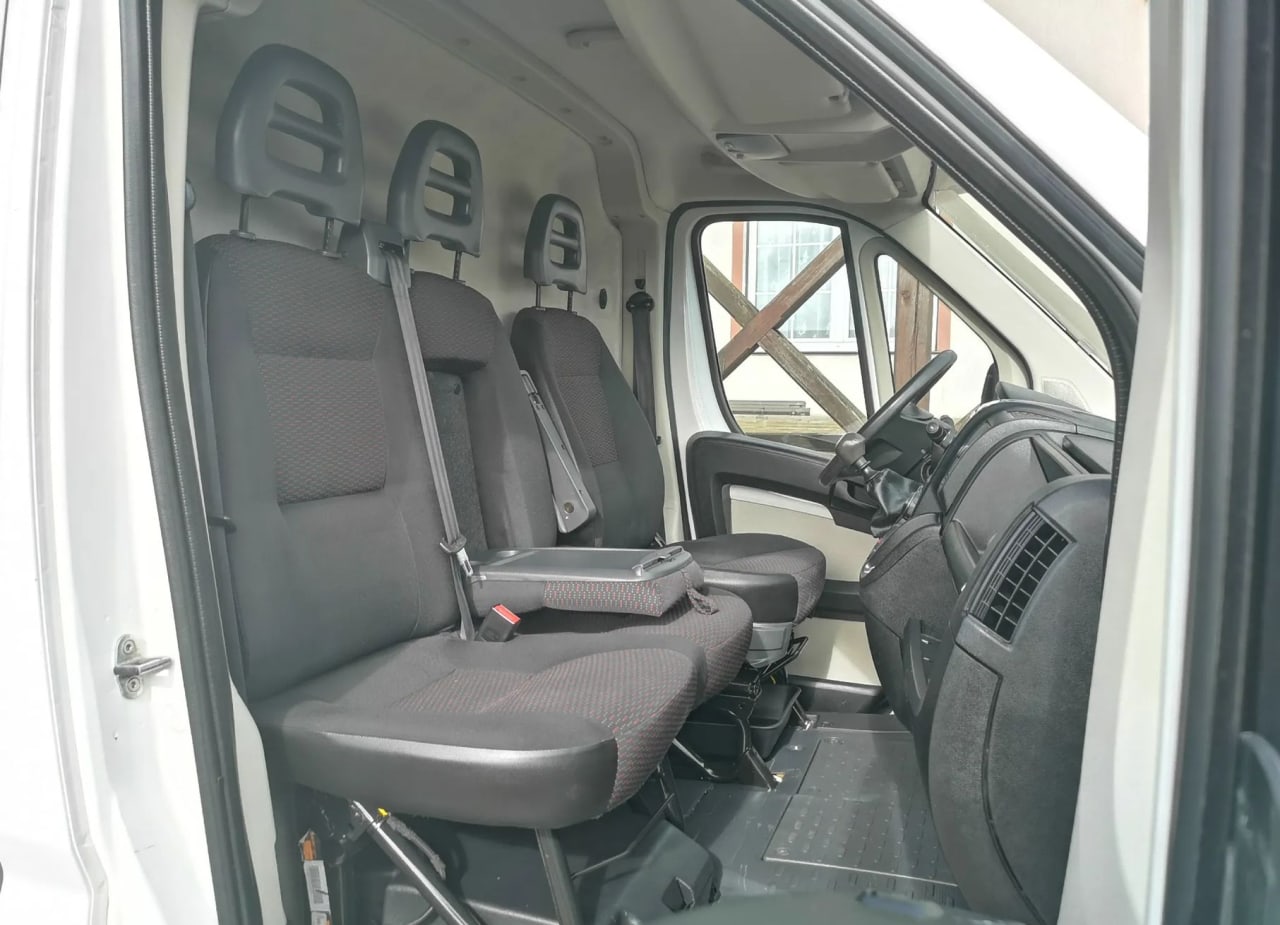 Zdjęcie oferty Peugeot Boxer 2.2HDi 130 L2H2 nr. 11