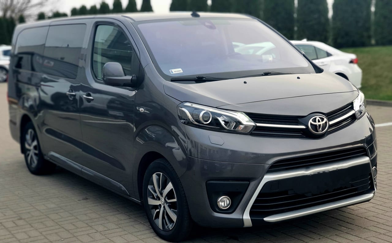 Zdjęcie oferty Toyota Proace Verso nr. 2
