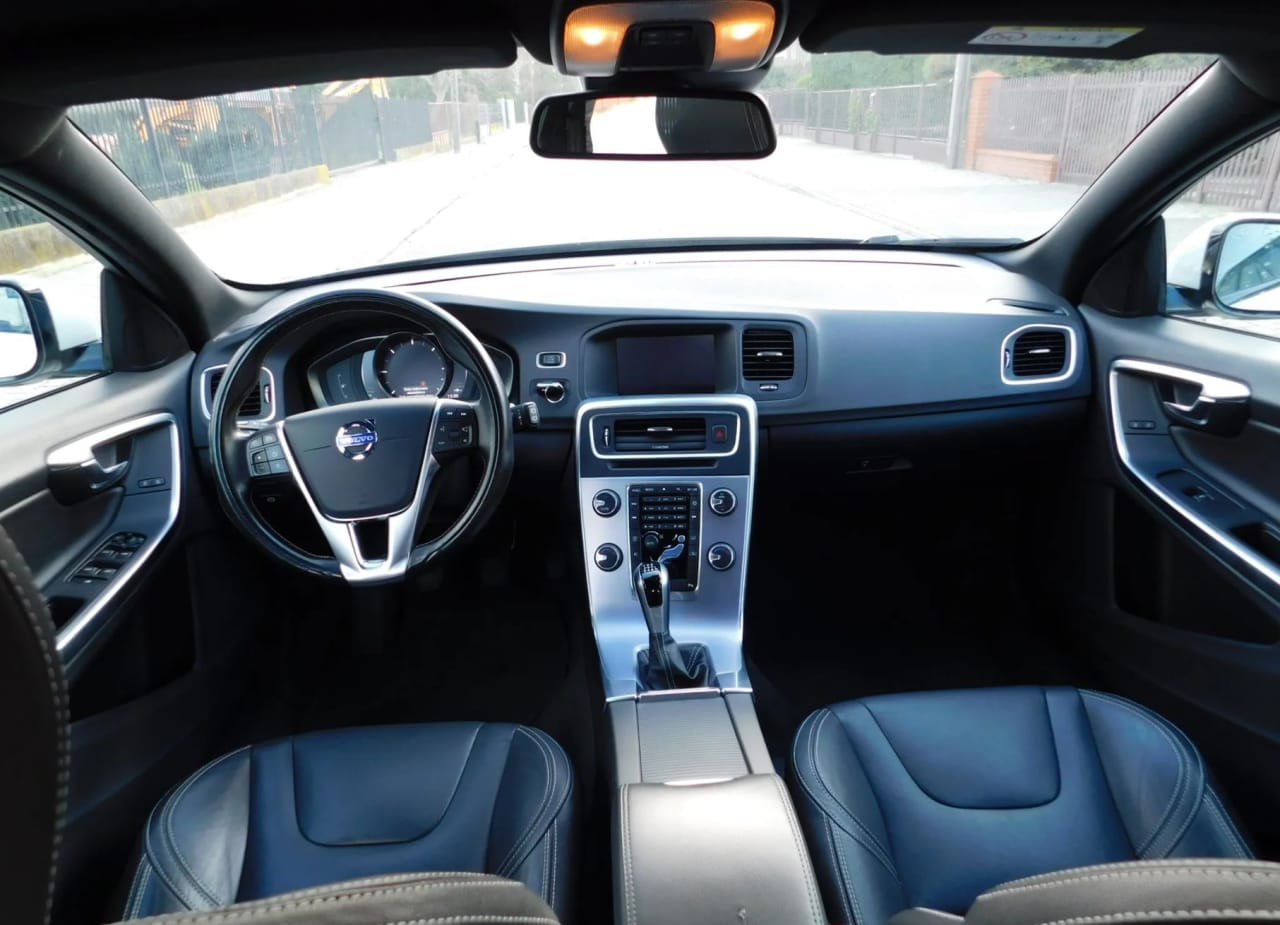 Zdjęcie oferty Volvo V60 nr. 7