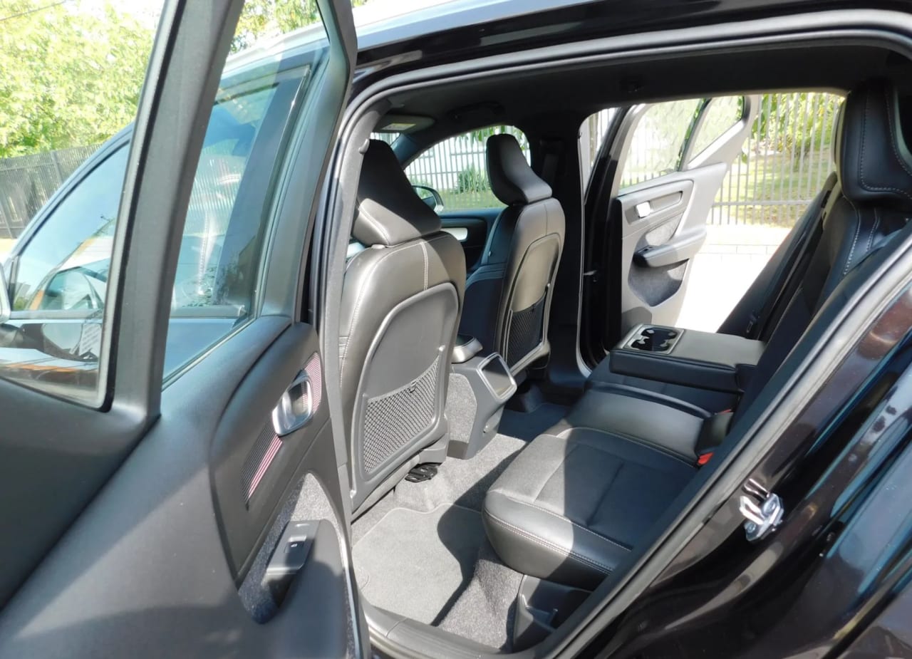 Zdjęcie oferty Volvo XC 40 nr. 14