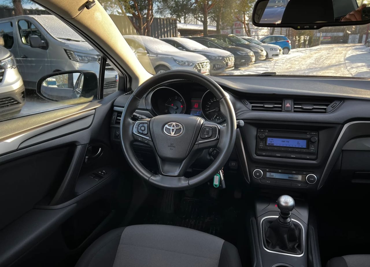 Zdjęcie oferty Toyota Avensis nr. 17