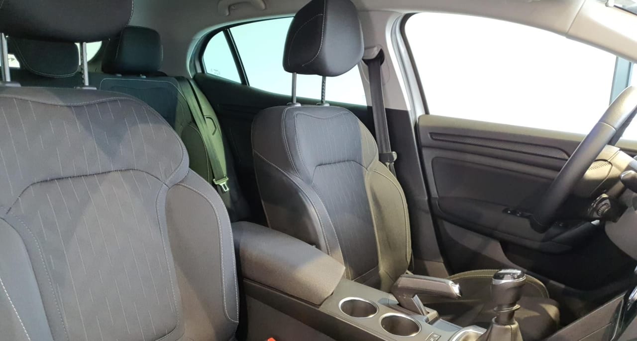 Zdjęcie oferty Renault Megane nr. 23