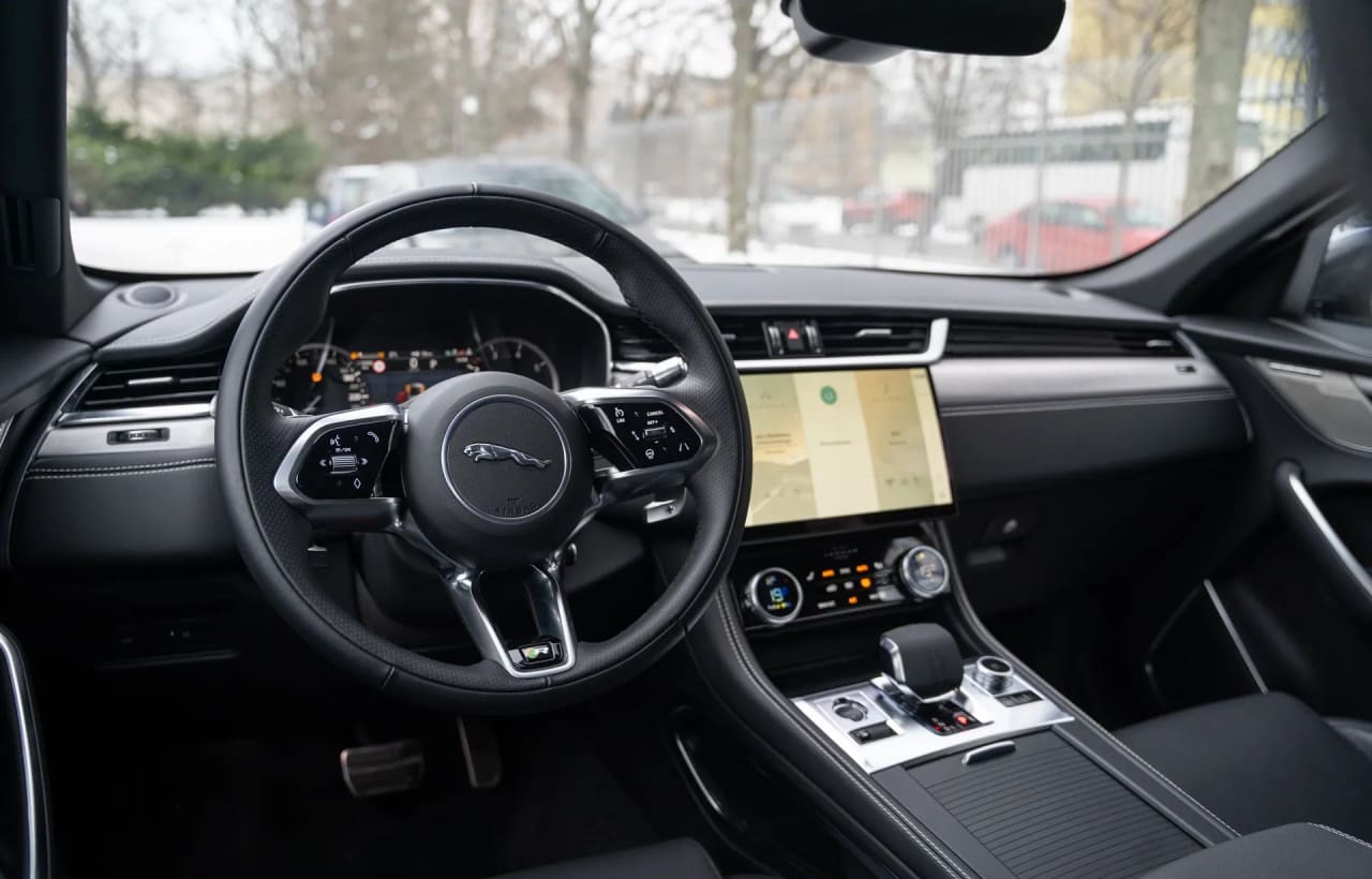 Zdjęcie oferty Jaguar F-Pace nr. 16