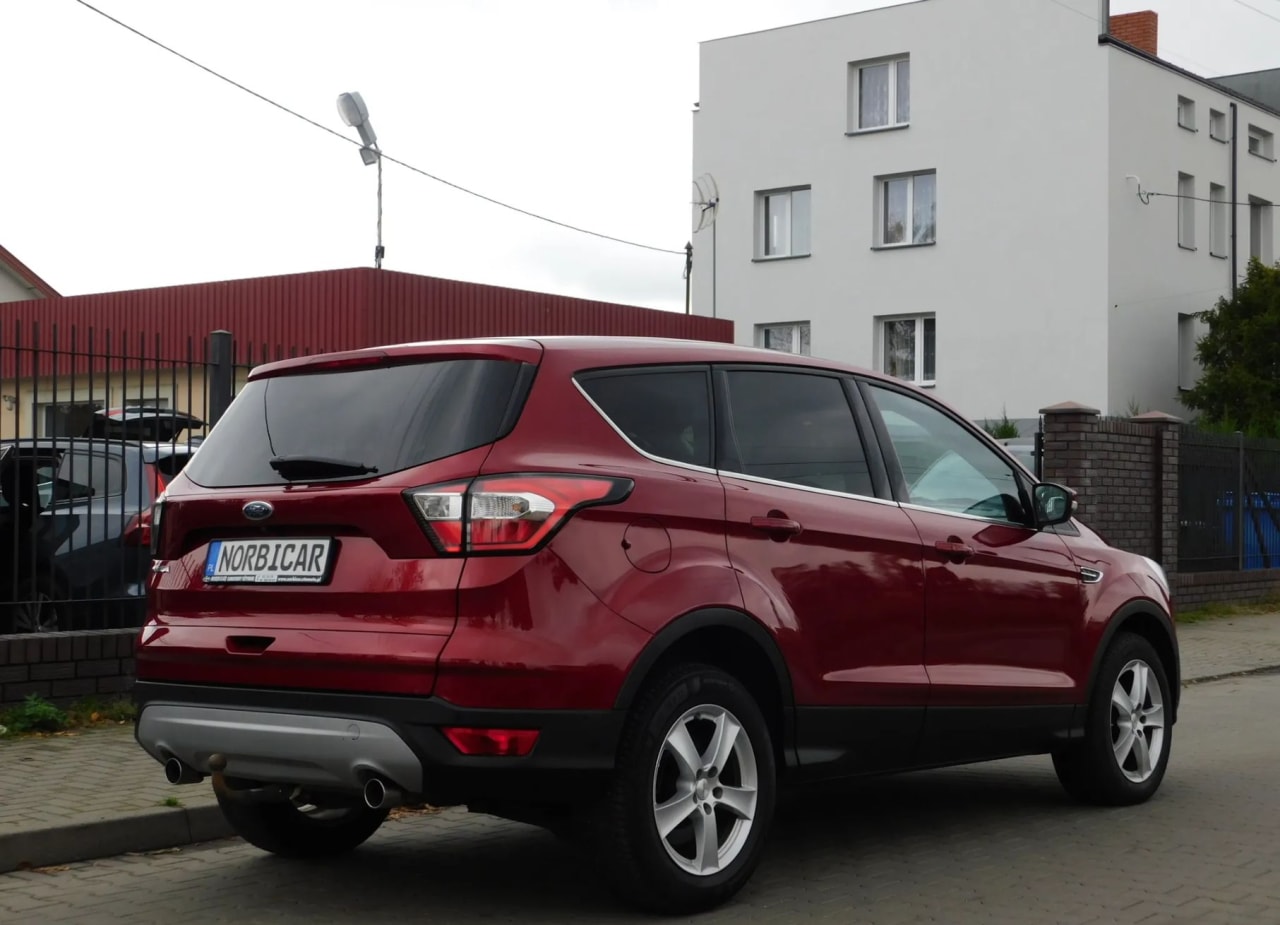 Zdjęcie oferty Ford Kuga nr. 28
