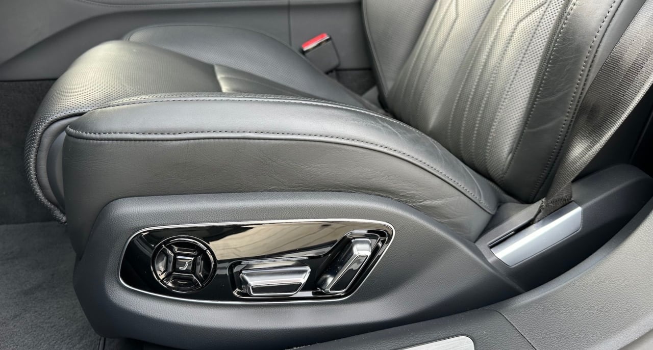 Zdjęcie oferty Audi A8 nr. 10