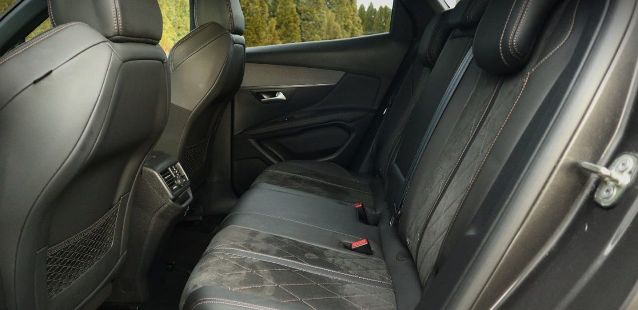 Zdjęcie oferty Peugeot 3008 nr. 17
