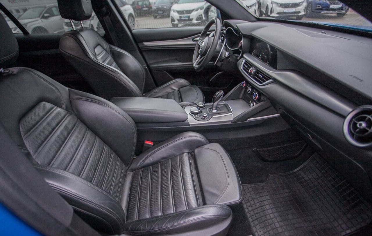 Zdjęcie oferty Alfa romeo Stelvio nr. 18