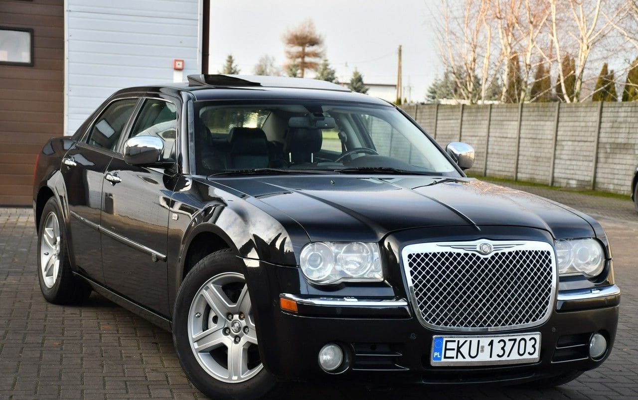 Zdjęcie oferty Chrysler 300C nr. 3