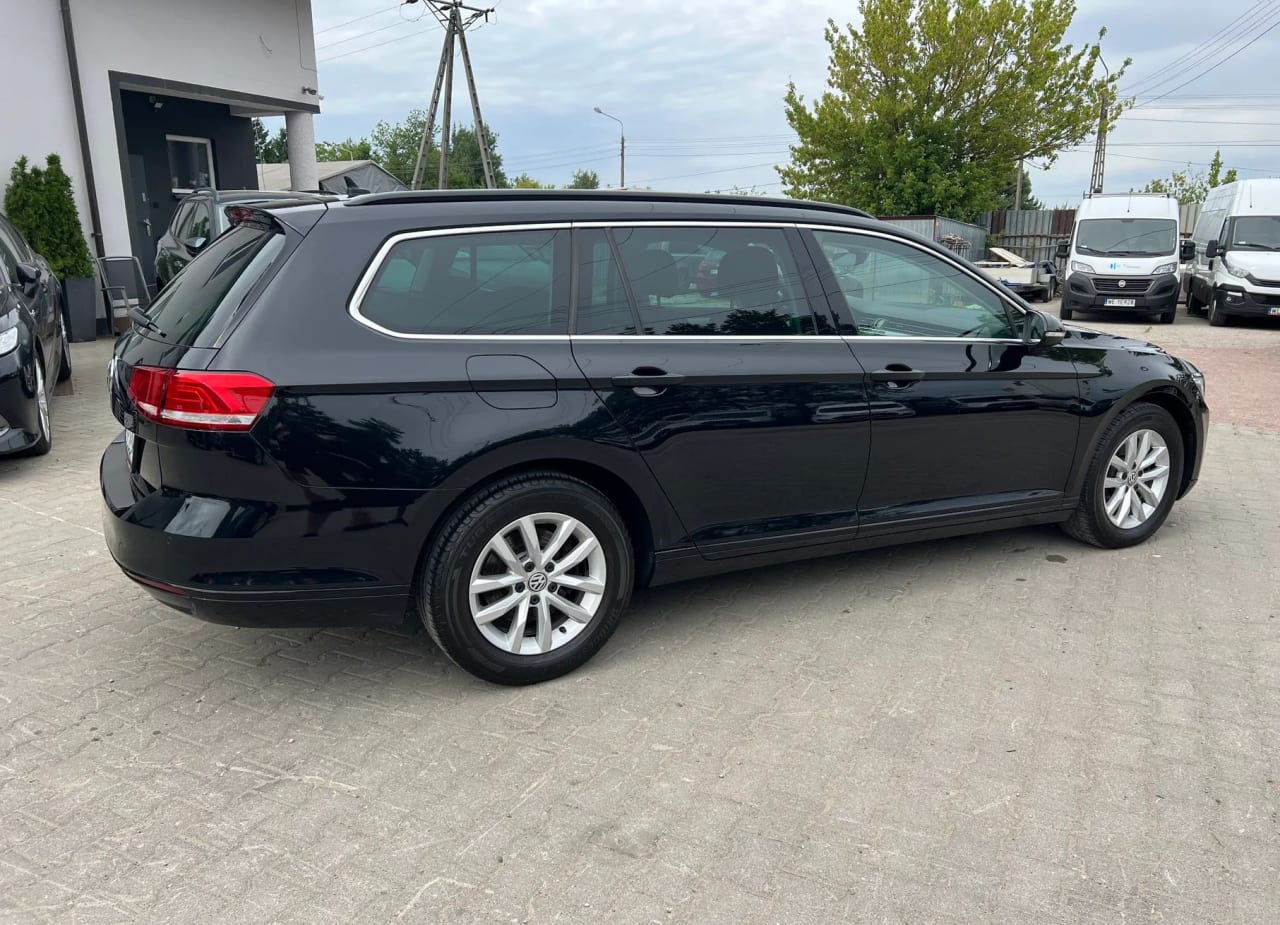 Zdjęcie oferty Volkswagen Passat nr. 11