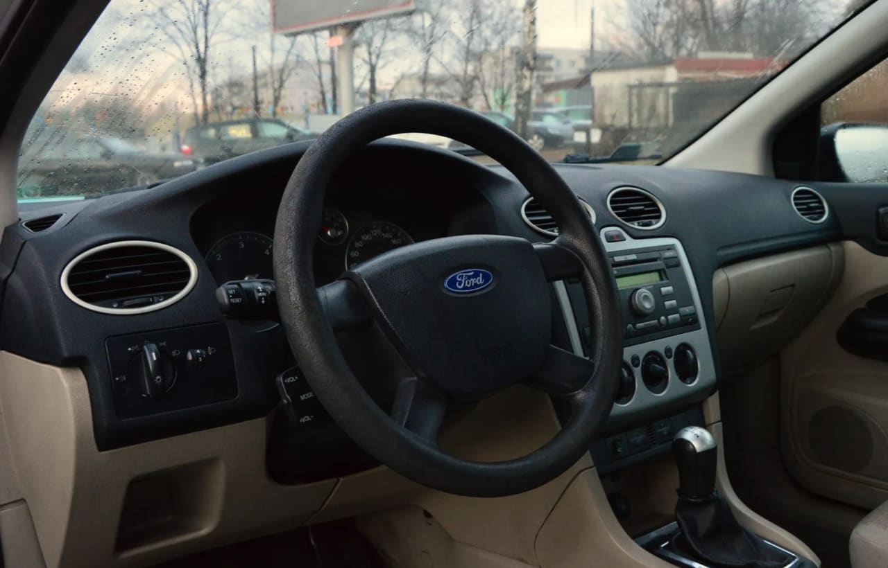 Zdjęcie oferty Ford Focus nr. 8