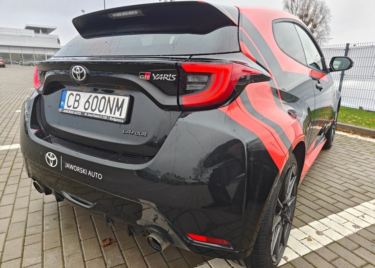 Zdjęcie oferty Toyota Yaris nr. 18
