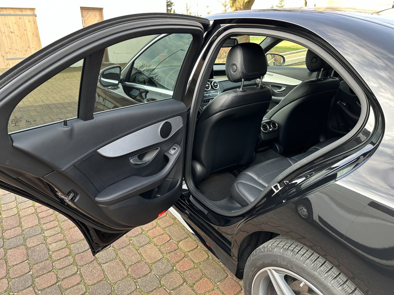 Zdjęcie oferty Mercedes-Benz Klasa C nr. 9