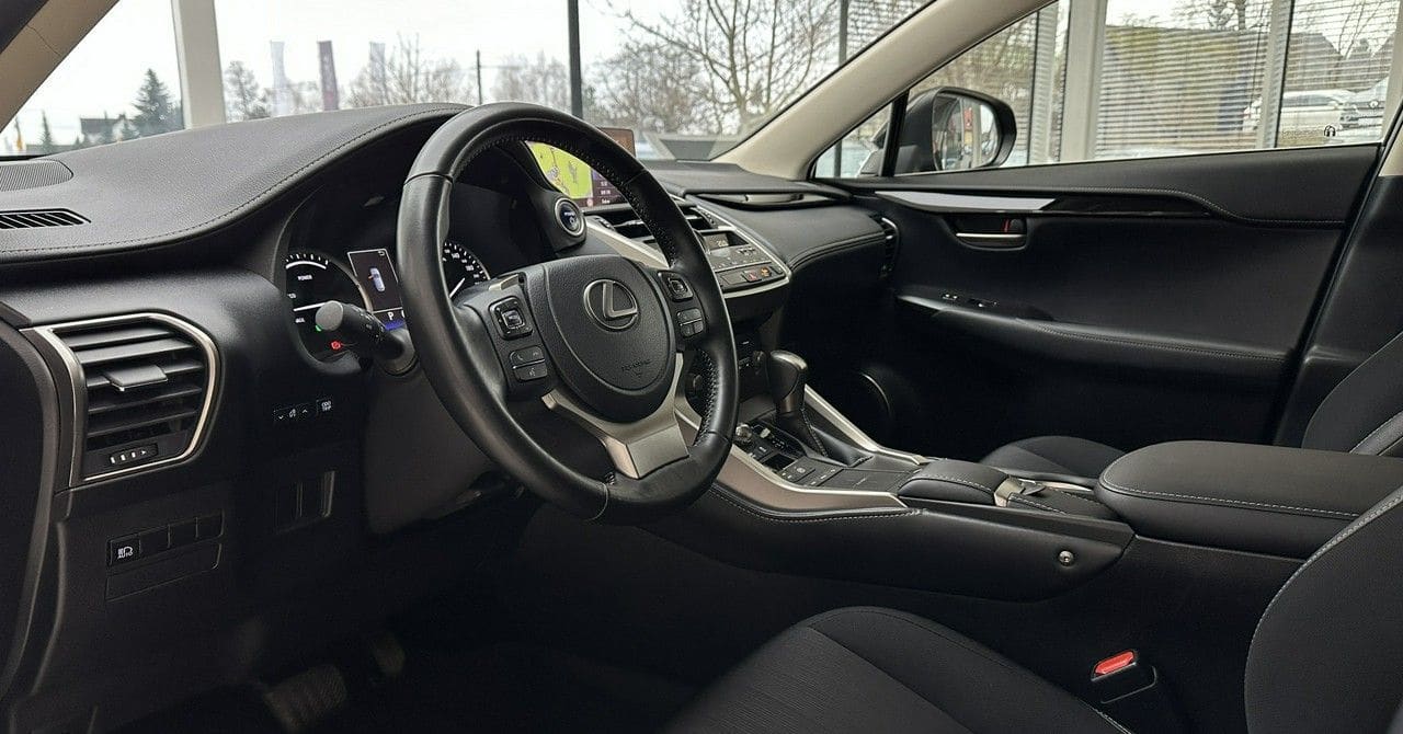 Zdjęcie oferty Lexus NX nr. 8