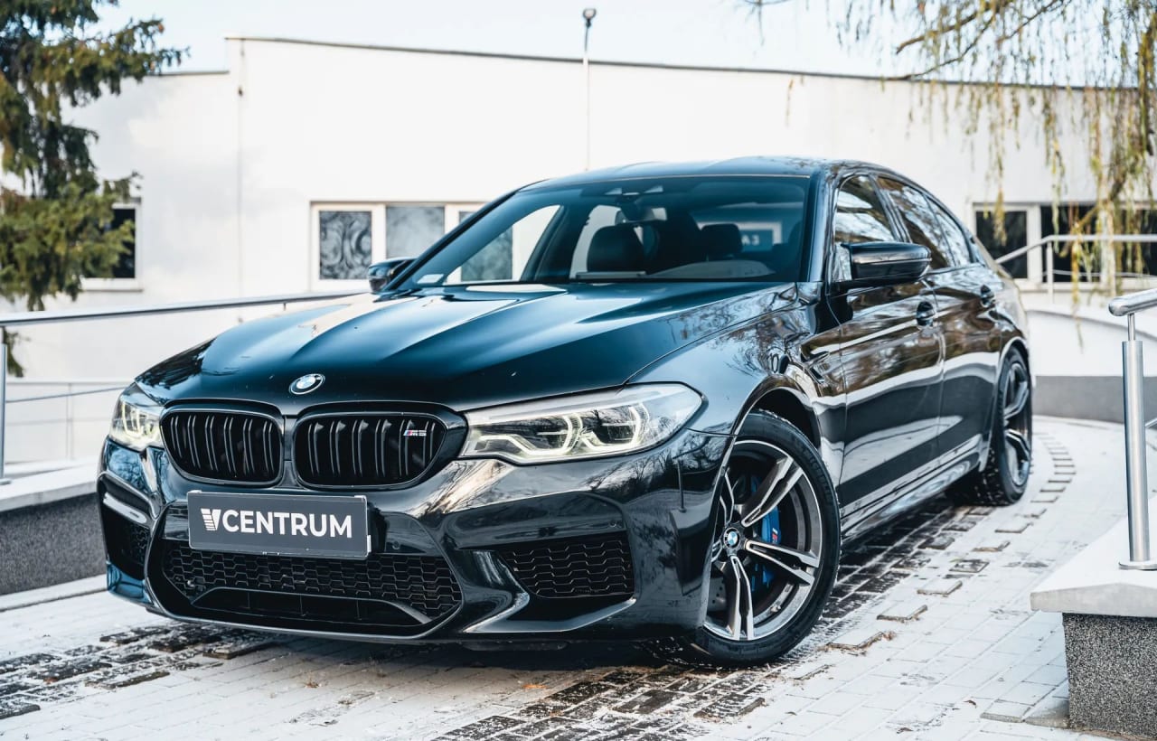 Zdjęcie oferty BMW M5 nr. 1