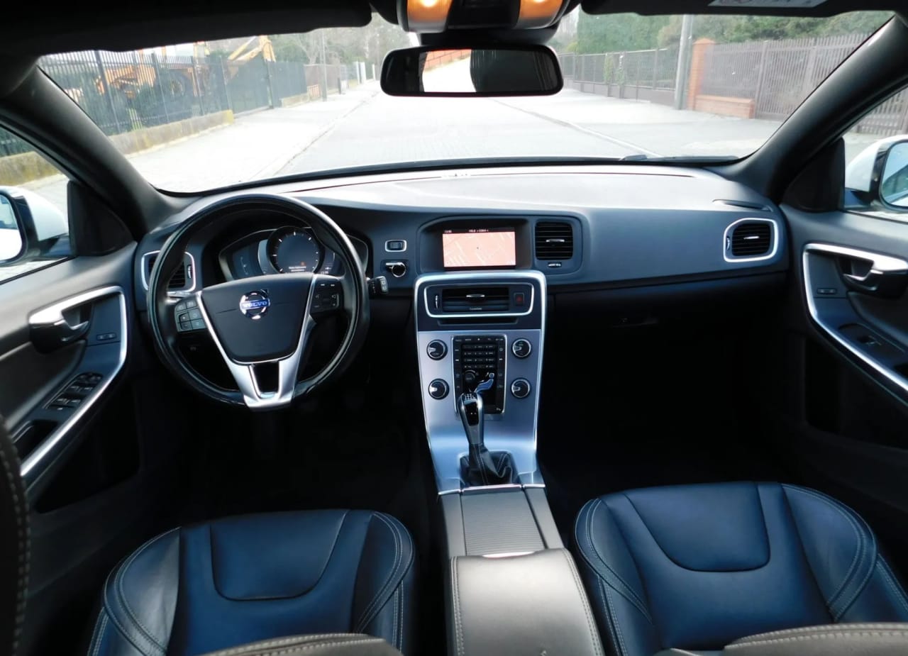 Zdjęcie oferty Volvo V60 nr. 18